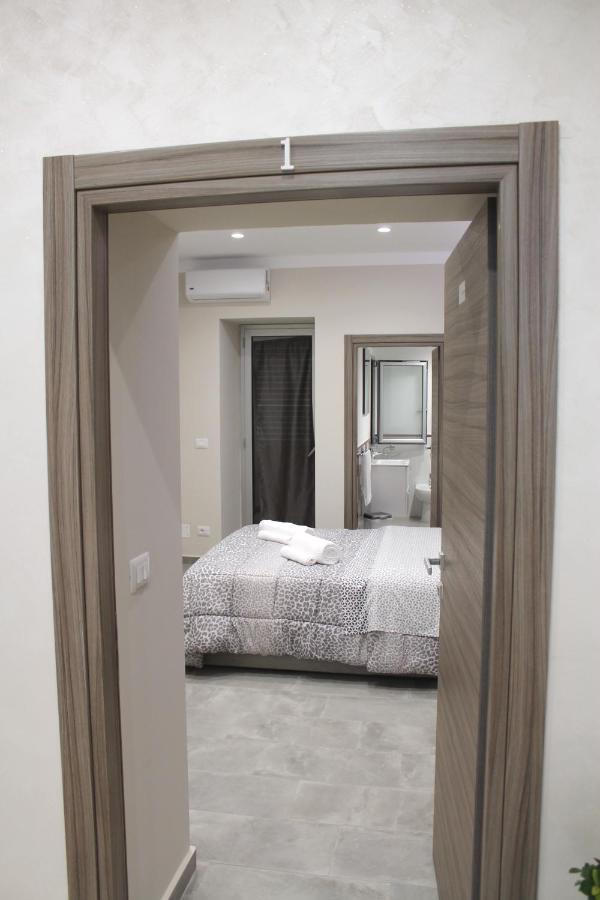 Hotel Le Mirage boutique à Reggio de Calabre Extérieur photo