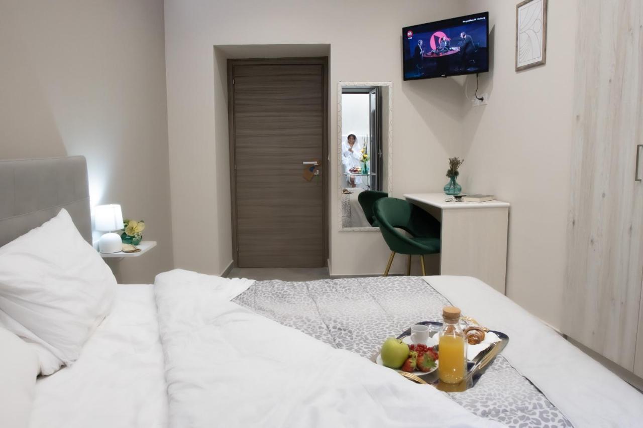 Hotel Le Mirage boutique à Reggio de Calabre Extérieur photo